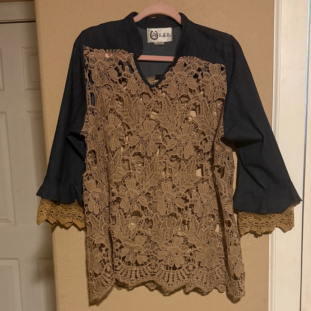 L&B Women's Black and Brown Lace Blouse